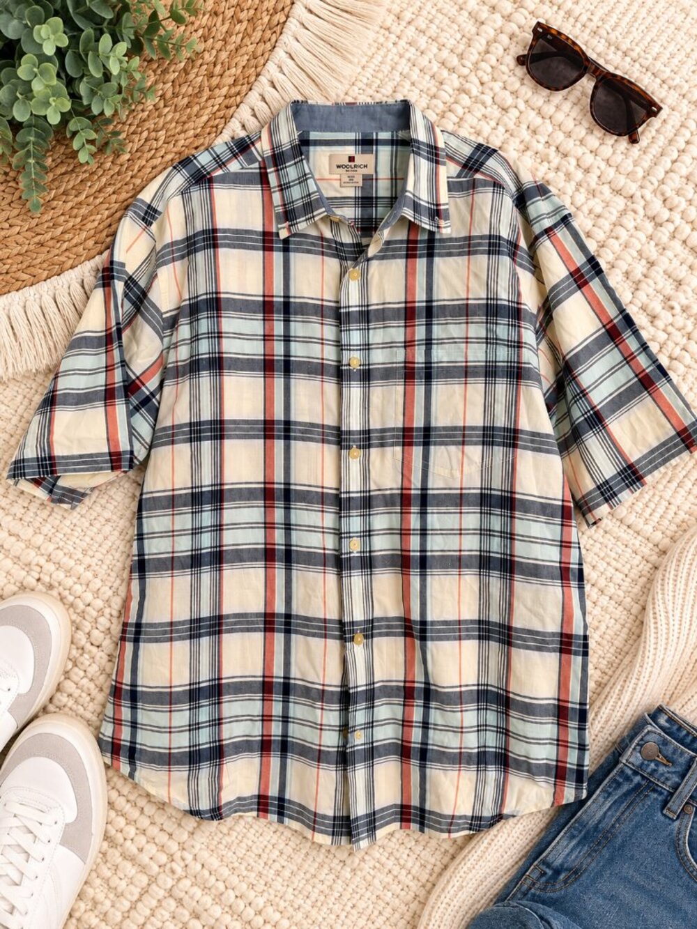 Woolrich XL Plaid Short Sleeve Button Down Shirt Cream Navy Red Casual